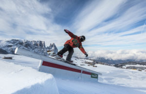 Snowboard al snow park King Laurin Alpe di Siusi