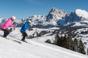 Sciare nelle Dolomiti sull'Alpe di Siusi e Val Gardena