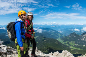 Herrliche Aussichten über den Gipfeln in den Dolomiten